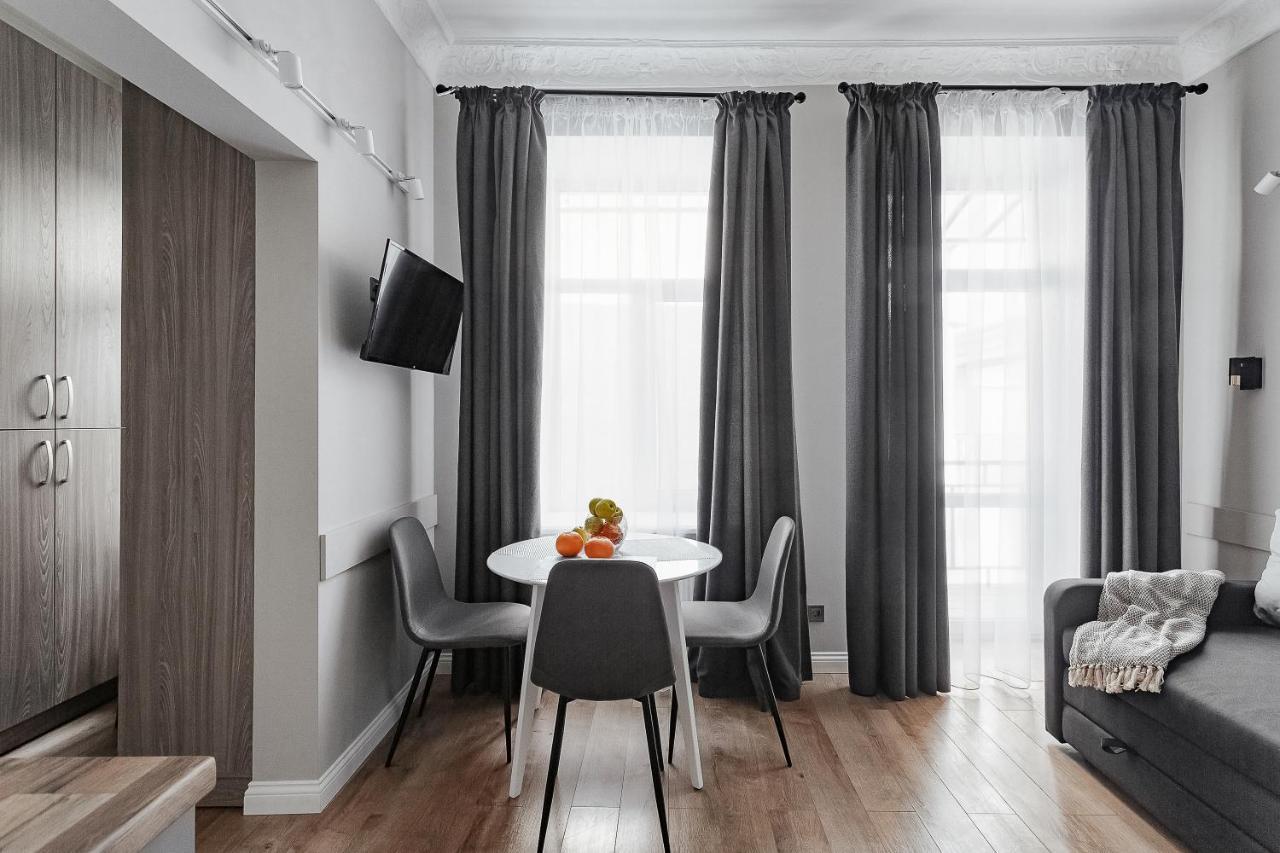 City Centre Silver Apartment Odessa Esterno foto