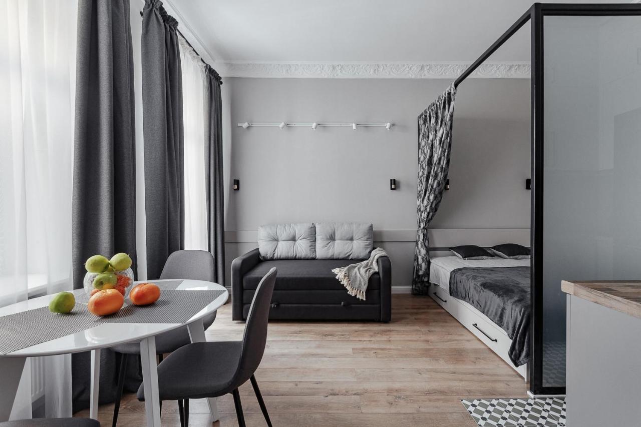 City Centre Silver Apartment Odessa Esterno foto