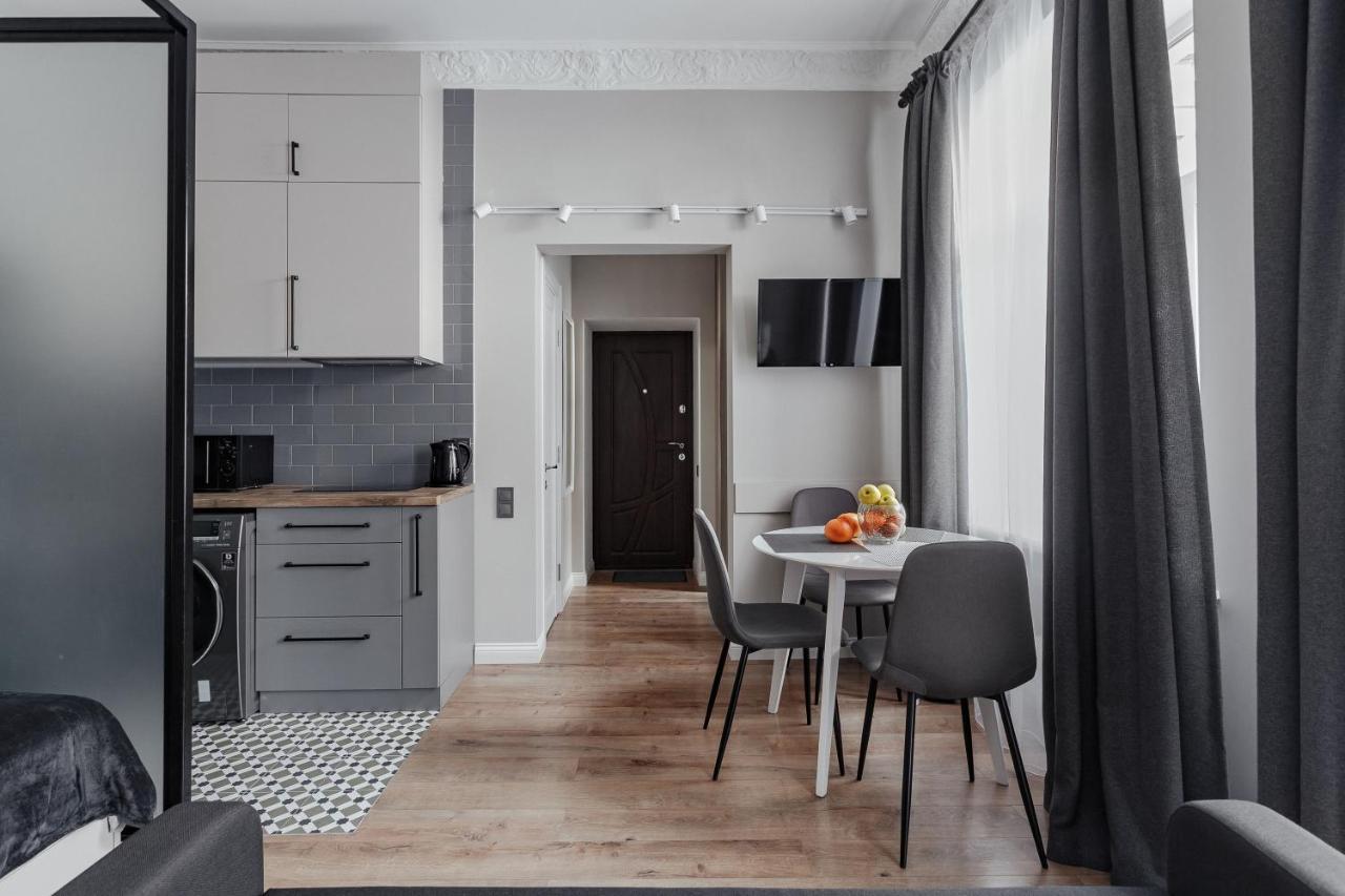 City Centre Silver Apartment Odessa Esterno foto
