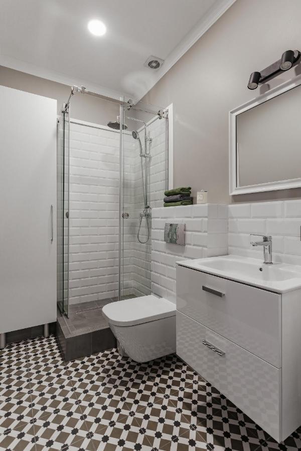 City Centre Silver Apartment Odessa Esterno foto